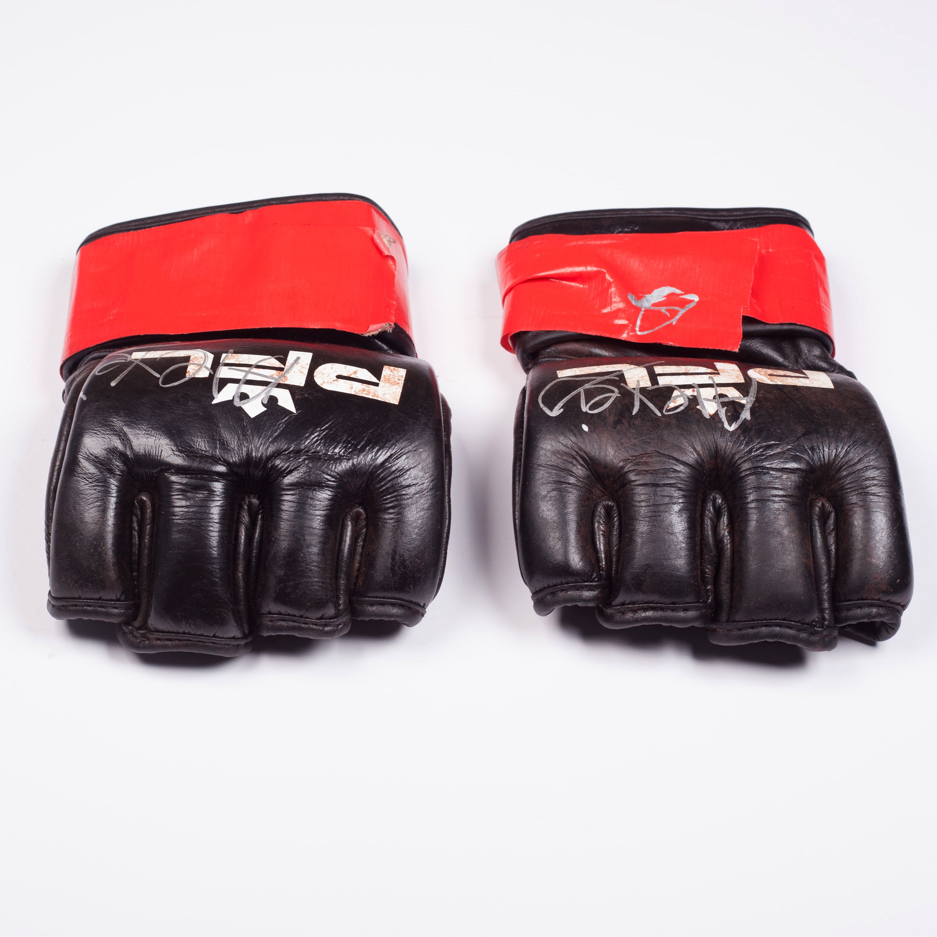 Alexei Pergande Signed Fight Worn Gloves Pittsburgh 2026
