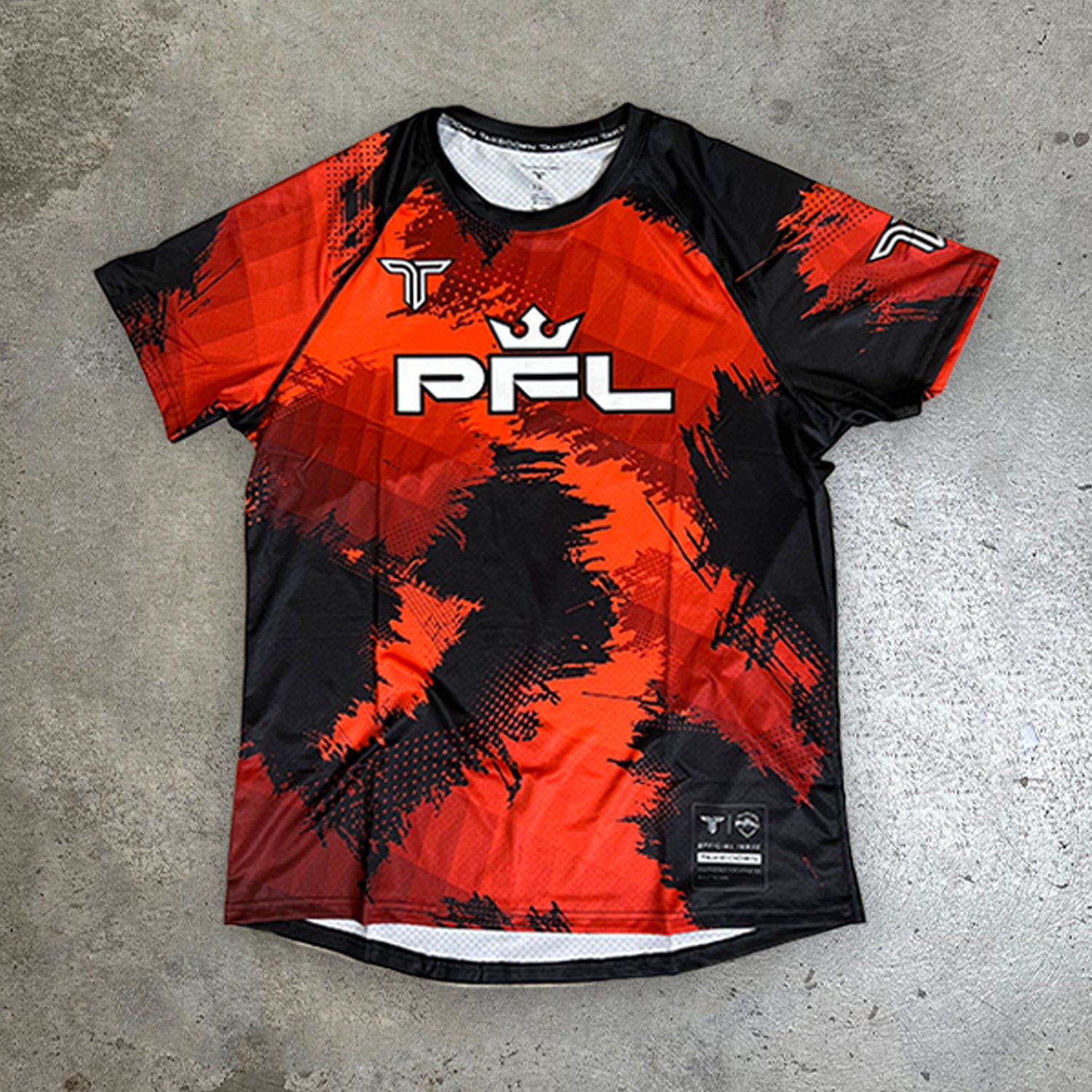 Kaos Camo Walkout Top - Red